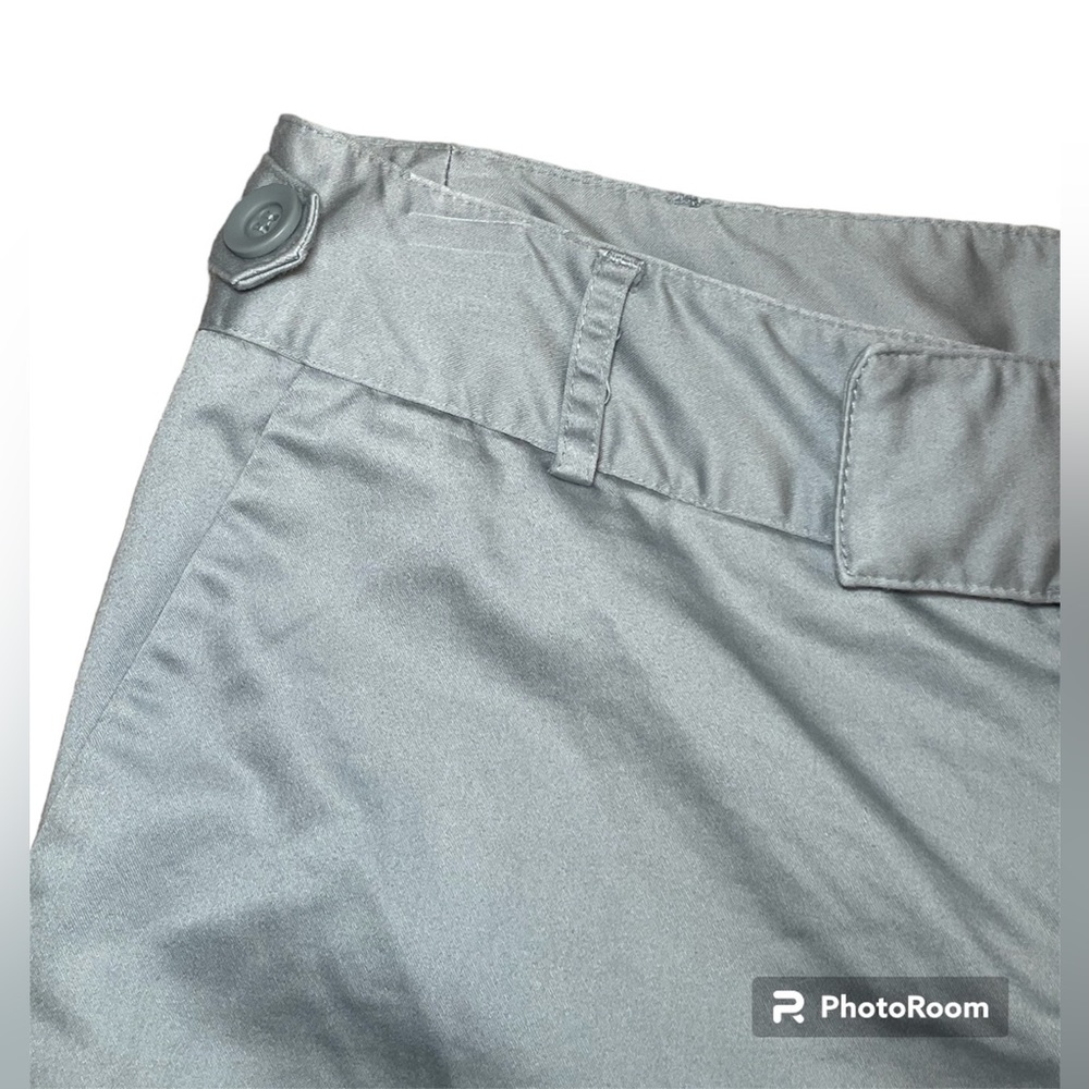 Grey Capris - image 3